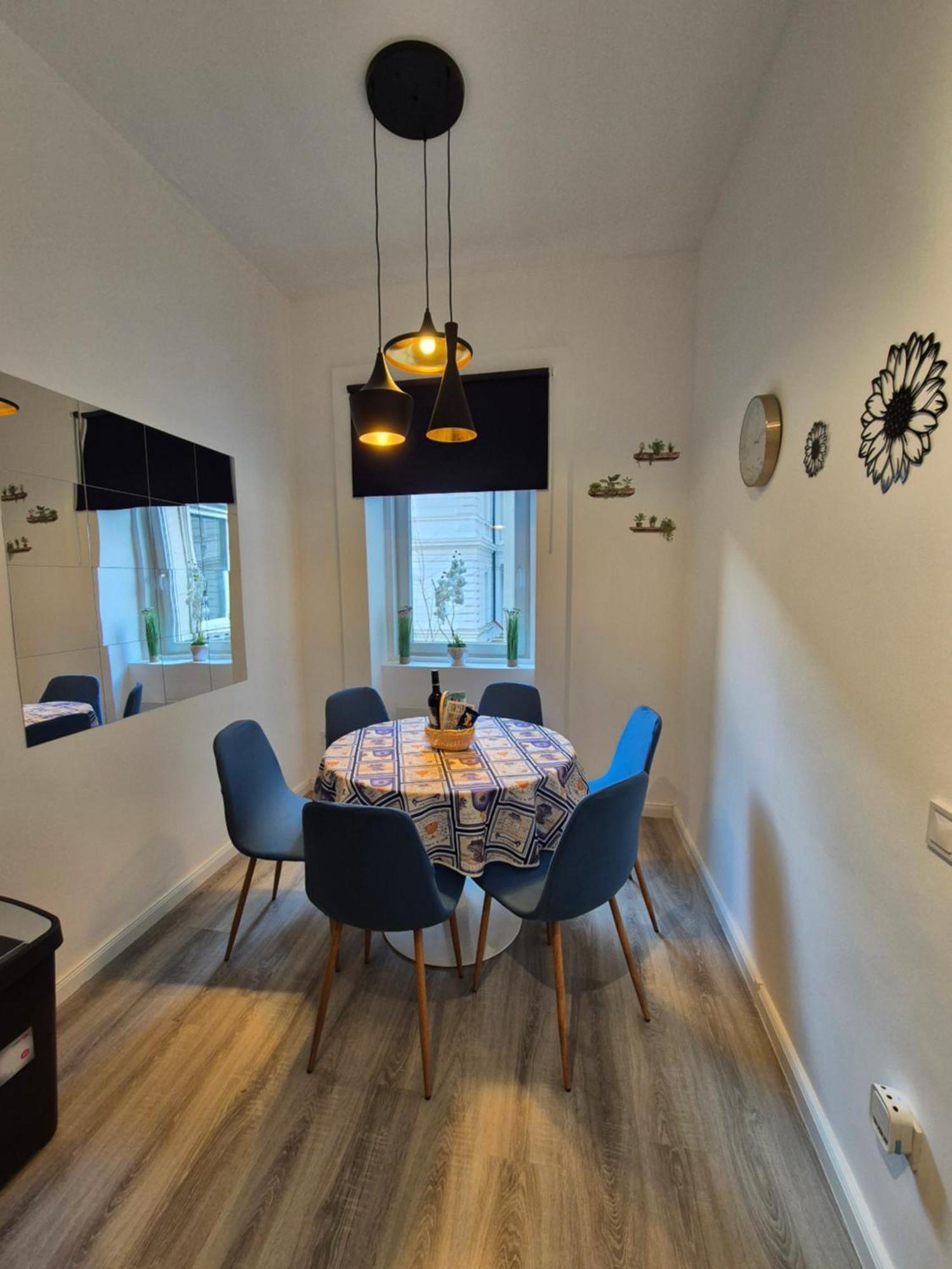 Damjanich 51- Lovely 3Bedroom Apartment بودابست المظهر الخارجي الصورة